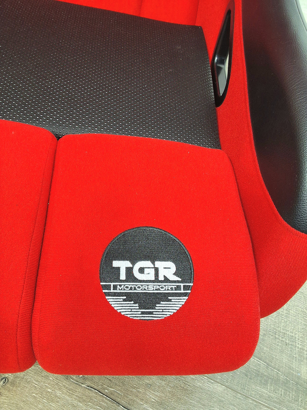FIA Approved Fixed Bucket Seats
