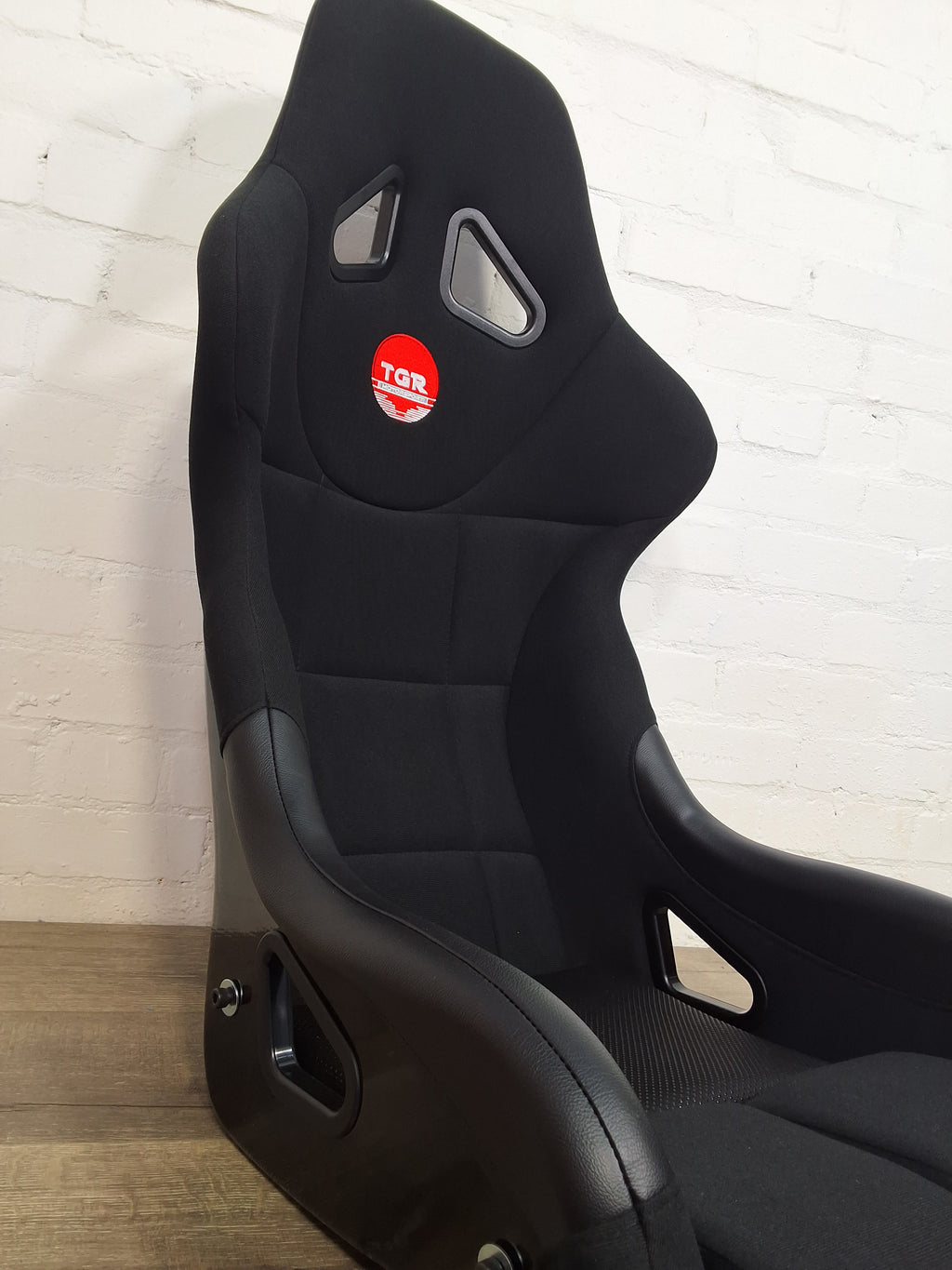 FIA Approved Fixed Bucket Seats