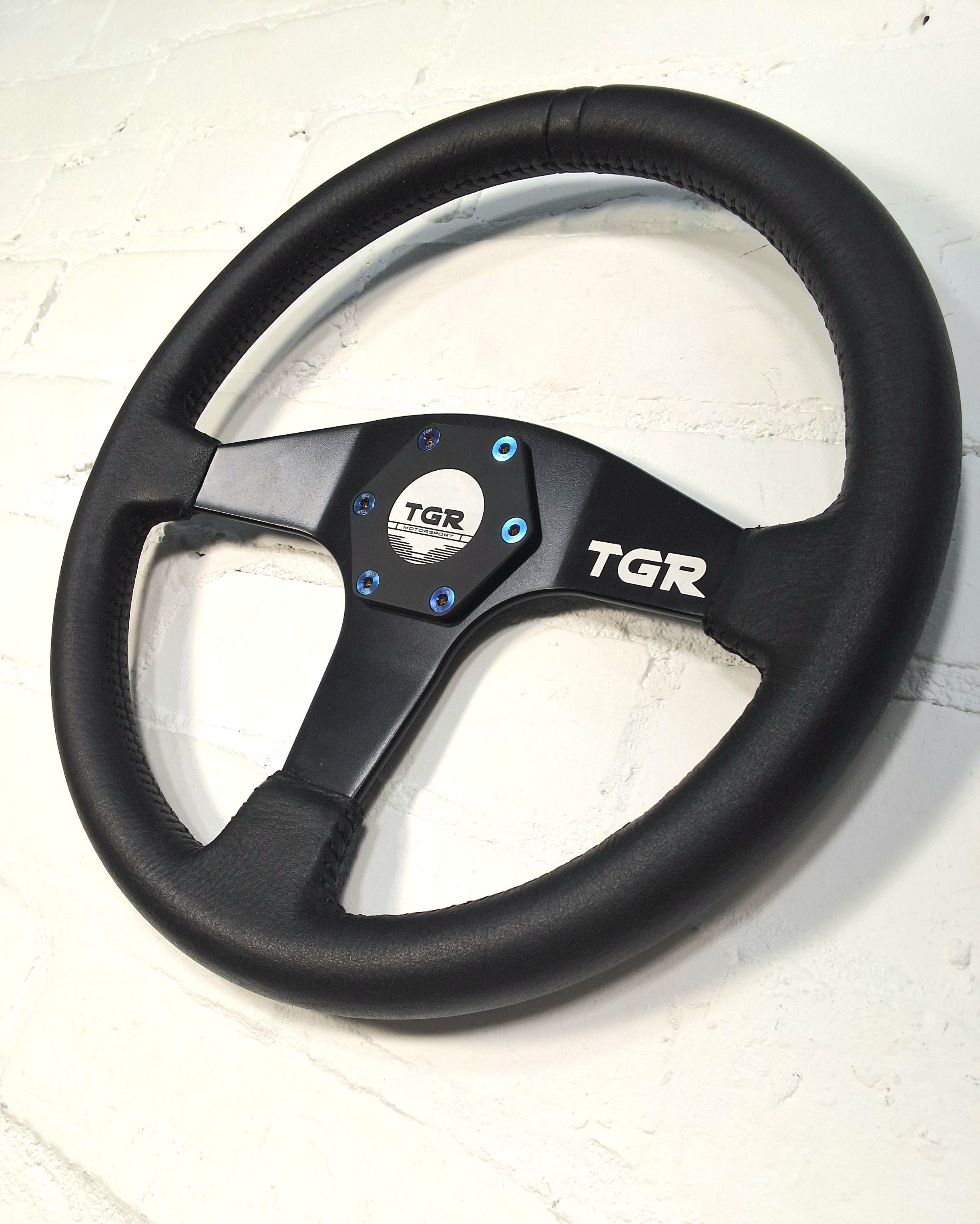 Flat Spoke Steering Wheel