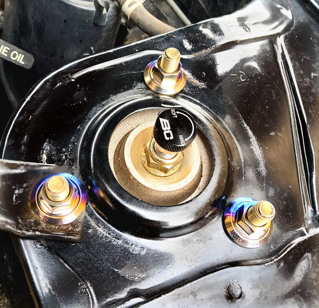 TGR Titanium Suspension Top Washer & Nut M10